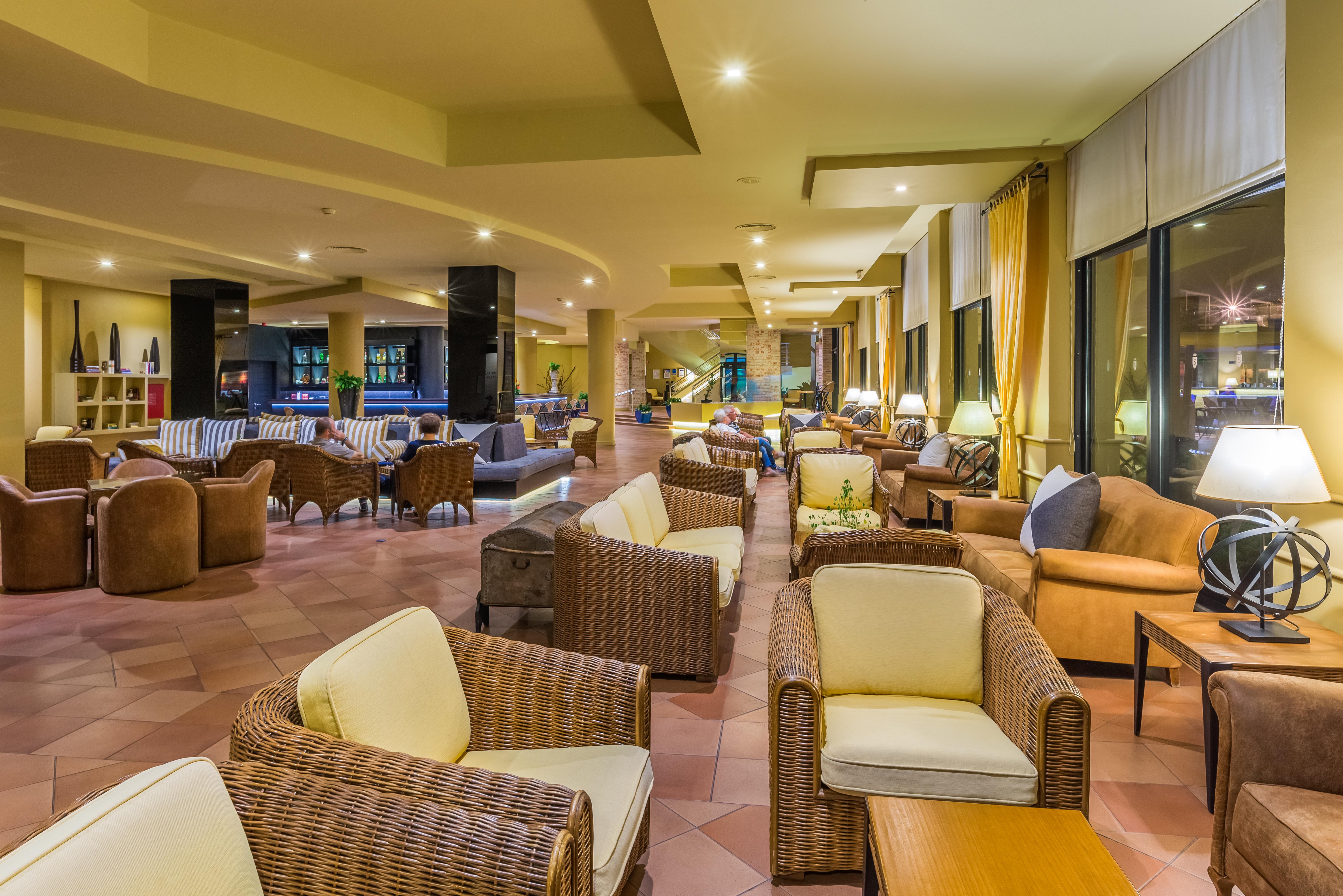 Calheta Beach - All-Inclusive - Savoy Signature Bagian luar foto