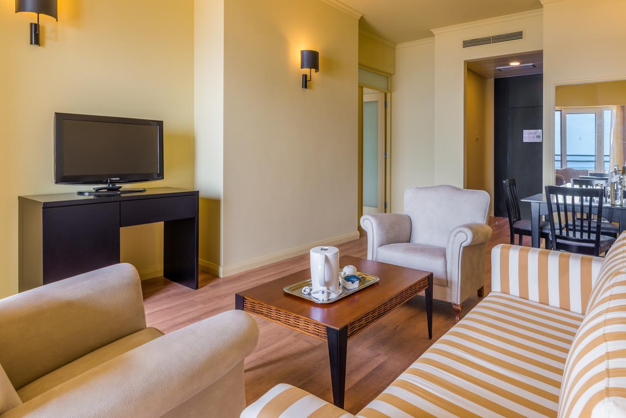 Calheta Beach - All-Inclusive - Savoy Signature Bagian luar foto